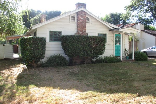 1001 Lincoln Avenue